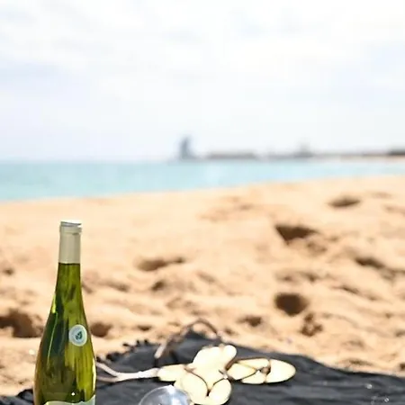En Calma Por El Mediterraneo. Sant Adria de Besos
